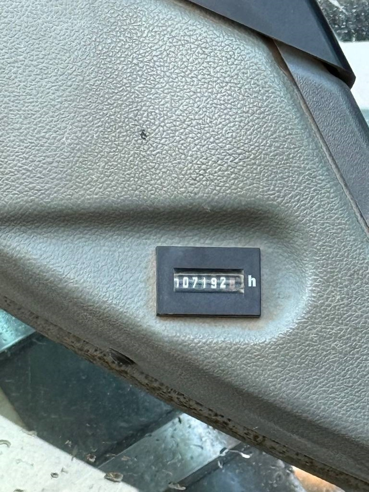 Kettenbagger Liebherr R 946: das Bild 9