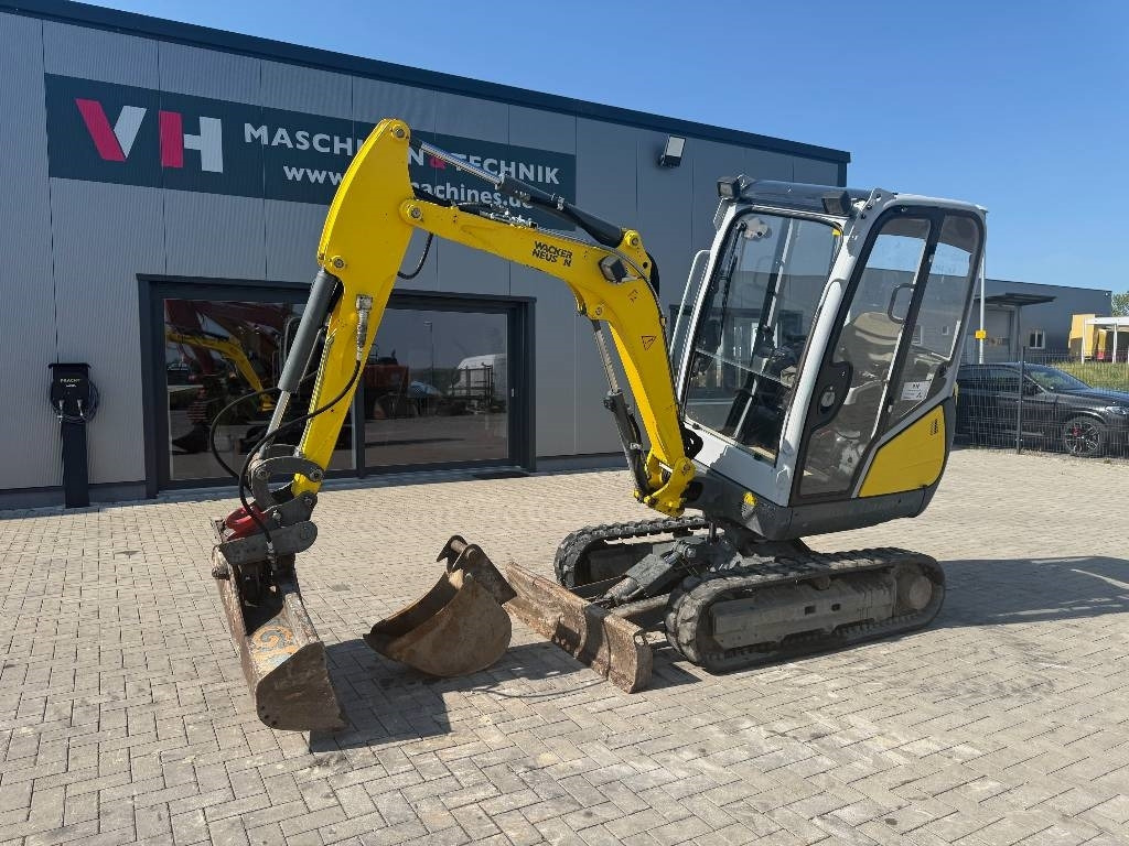 Wacker Neuson ET 24 - Minibagger: das Bild 2 Wacker Neuson ET 24 - Minibagger: das Bild 2