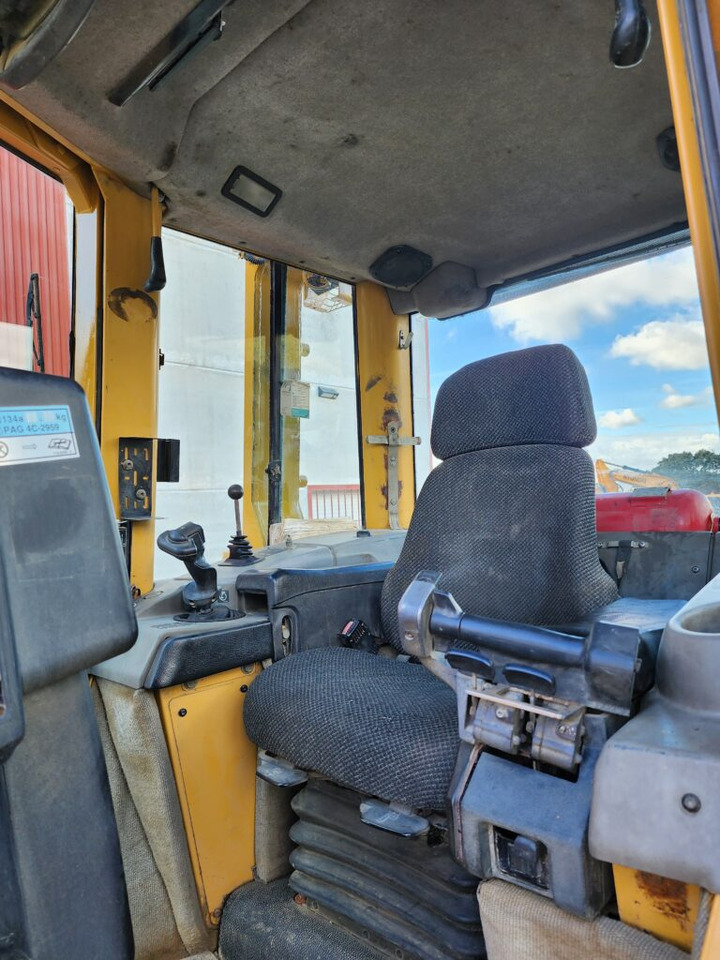 CAT D6N LGP - Bulldozer: das Bild 5 CAT D6N LGP - Bulldozer: das Bild 5