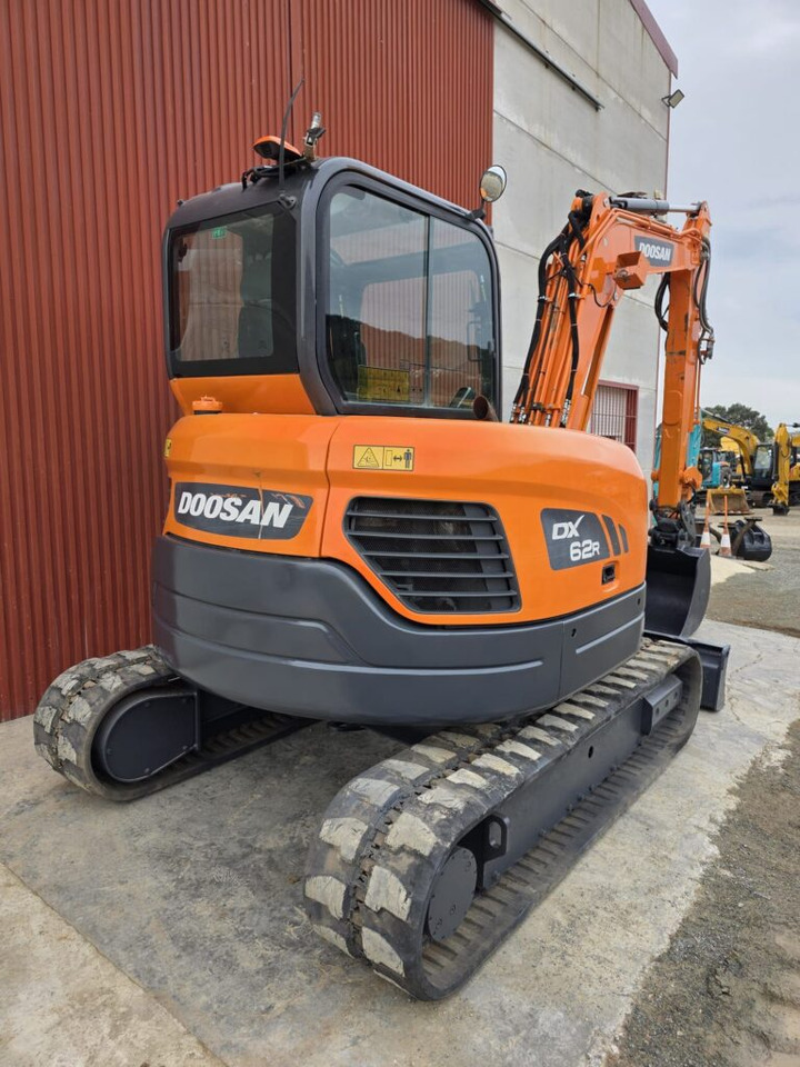 DOOSAN DX62R-3 - Minibagger: das Bild 3 DOOSAN DX62R-3 - Minibagger: das Bild 3