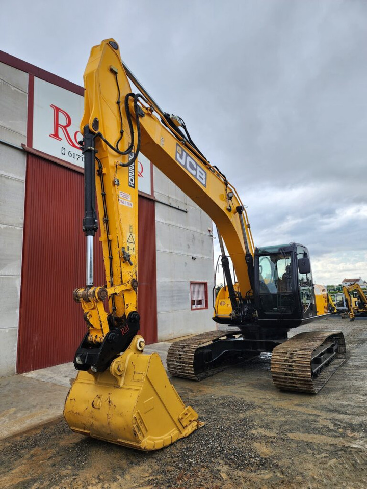JCB JS220LC+T4i - Kettenbagger: das Bild 2 JCB JS220LC+T4i - Kettenbagger: das Bild 2