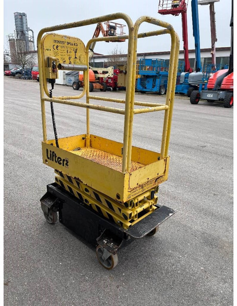 Boss 4,55m Arbeitsbühne Personenlift, BJ 2013 - Scherenbühne: das Bild 5 Boss 4,55m Arbeitsbühne Personenlift, BJ 2013 - Scherenbühne: das Bild 5