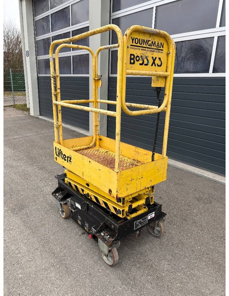 Boss 4,55m Arbeitsbühne Personenlift, BJ 2013 - Scherenbühne: das Bild 3 Boss 4,55m Arbeitsbühne Personenlift, BJ 2013 - Scherenbühne: das Bild 3