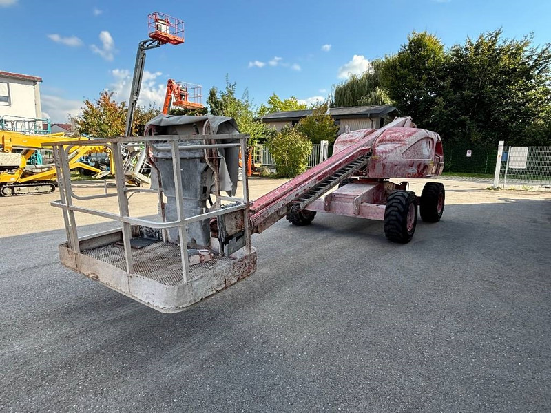 JLG 400 S 14,20m Diesel 4x4 Teleskop-Arbeitsbühne - Gelenkarmbühne: das Bild 3 JLG 400 S 14,20m Diesel 4x4 Teleskop-Arbeitsbühne - Gelenkarmbühne: das Bild 3
