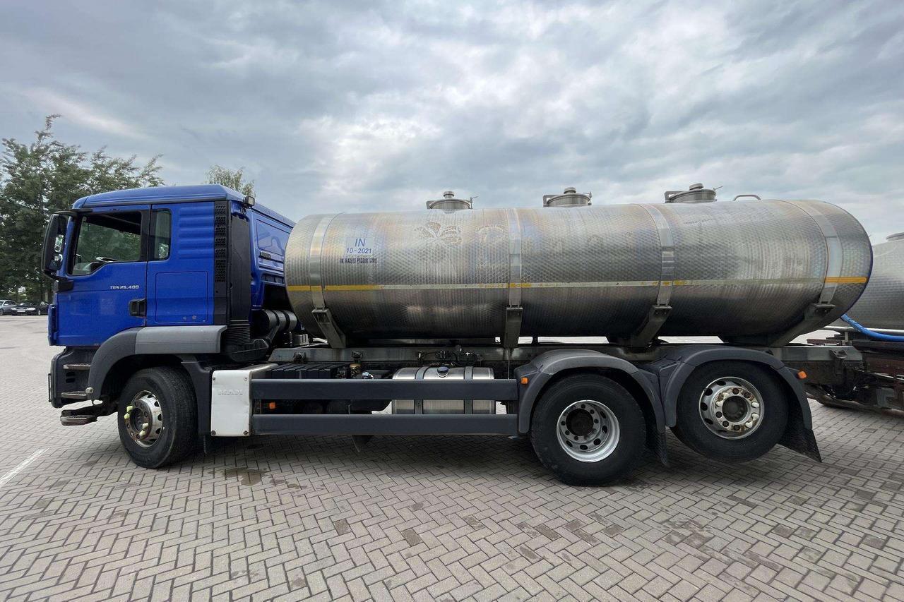 MAN TGS 26.400 6X2-2 Plandex (08632) - Tankwagen: das Bild 3 MAN TGS 26.400 6X2-2 Plandex (08632) - Tankwagen: das Bild 3
