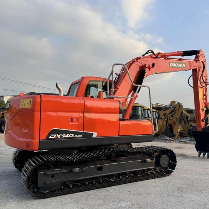 14 Ton Original Korea Used Doosan DX140LC-9c DX 140 150 225 300 Hydraulic Crawler Excavators in Good Condition Doosan140 - Bagger: das Bild 1 14 Ton Original Korea Used Doosan DX140LC-9c DX 140 150 225 300 Hydraulic Crawler Excavators in Good Condition Doosan140 - Bagger: das Bild 1