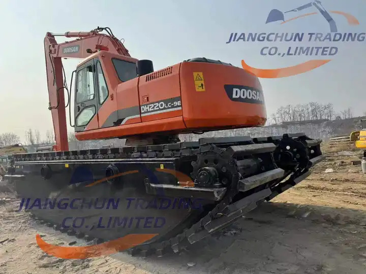 Bagger 2023 In good condition amphibious excavator wetland excavator boat digging bucket mountain DH220LC-7 for sale at a low price: das Bild 6