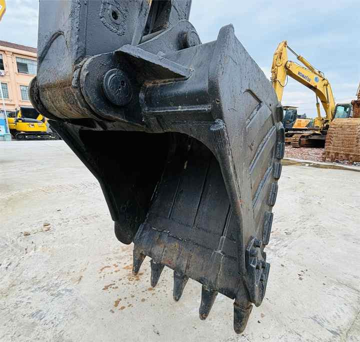 Caterpillar/cat Medium Used Excavator 20t Cat 320b,320c,320d Excavating Equipment With 0.8,1.0,1.2 Cbm Bucket Size In Shanghai - Kettenbagger: das Bild 3 Caterpillar/cat Medium Used Excavator 20t Cat 320b,320c,320d Excavating Equipment With 0.8,1.0,1.2 Cbm Bucket Size In Shanghai - Kettenbagger: das Bild 3