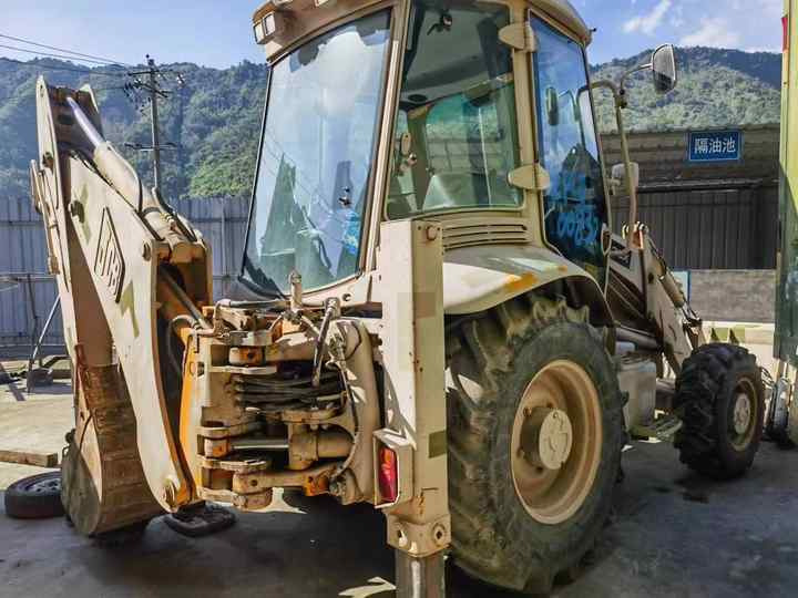 Hot sale Backhoe loader JCB 3CX 4*4 tlb loader UKmade, used cheap JCB 3CX retro loader and digger - Baggerlader: das Bild 2 Hot sale Backhoe loader JCB 3CX 4*4 tlb loader UKmade, used cheap JCB 3CX retro loader and digger - Baggerlader: das Bild 2