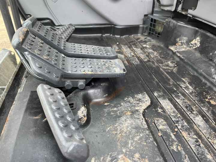 Hot sale Used Hitachi ZX120 digger medium size Excavator second hand excavator - Kettenbagger: das Bild 4 Hot sale Used Hitachi ZX120 digger medium size Excavator second hand excavator - Kettenbagger: das Bild 4