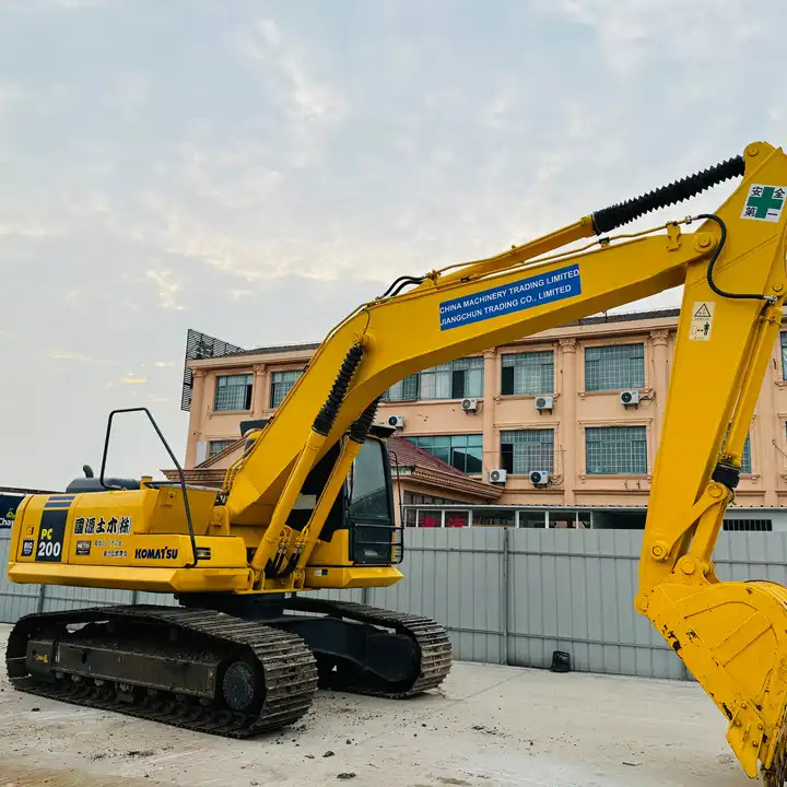 Original Japan Used Crawler Excavator Komatsu Pc200lc-7 Pc220lc-7 A/c Cabin In Shanghai - Kettenbagger: das Bild 1 Original Japan Used Crawler Excavator Komatsu Pc200lc-7 Pc220lc-7 A/c Cabin In Shanghai - Kettenbagger: das Bild 1