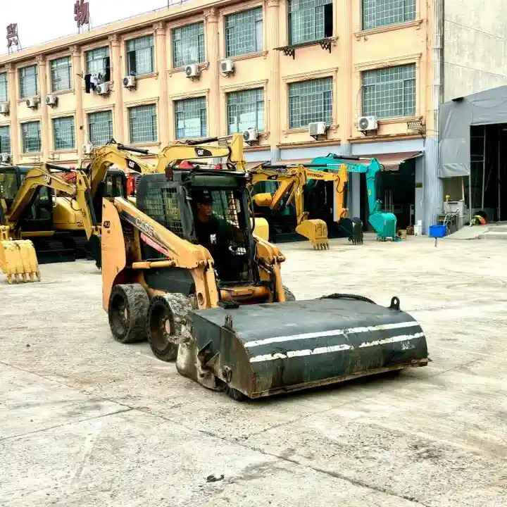 Used Case 420 Backhoe Loader Used Skid Steer Loader CASE 430 CASE 440 - Kompaktlader: das Bild 3 Used Case 420 Backhoe Loader Used Skid Steer Loader CASE 430 CASE 440 - Kompaktlader: das Bild 3