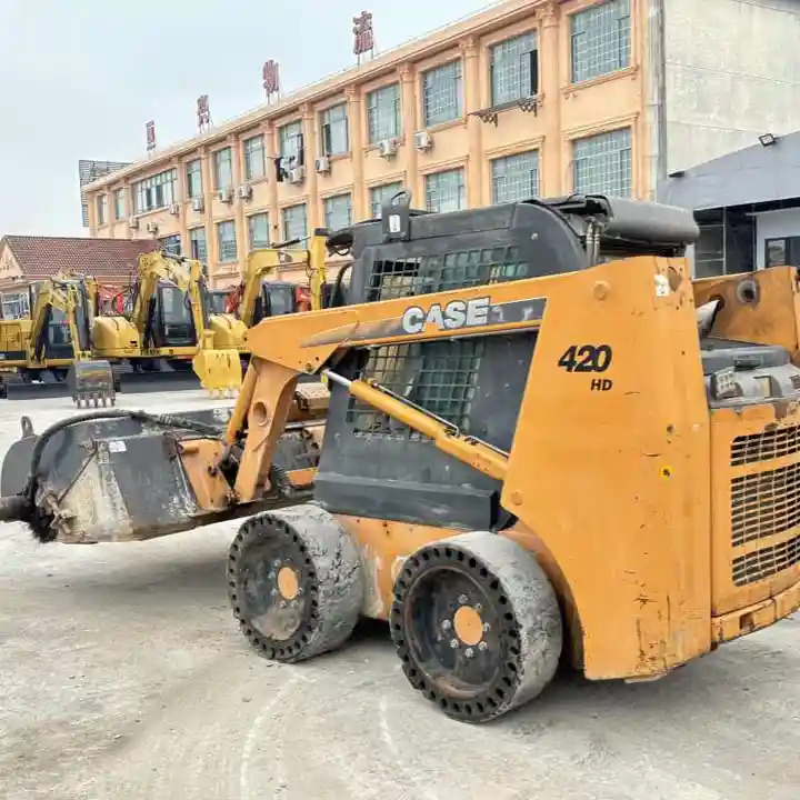 Used Case 420 Backhoe Loader Used Skid Steer Loader CASE 430 CASE 440 - Kompaktlader: das Bild 1 Used Case 420 Backhoe Loader Used Skid Steer Loader CASE 430 CASE 440 - Kompaktlader: das Bild 1