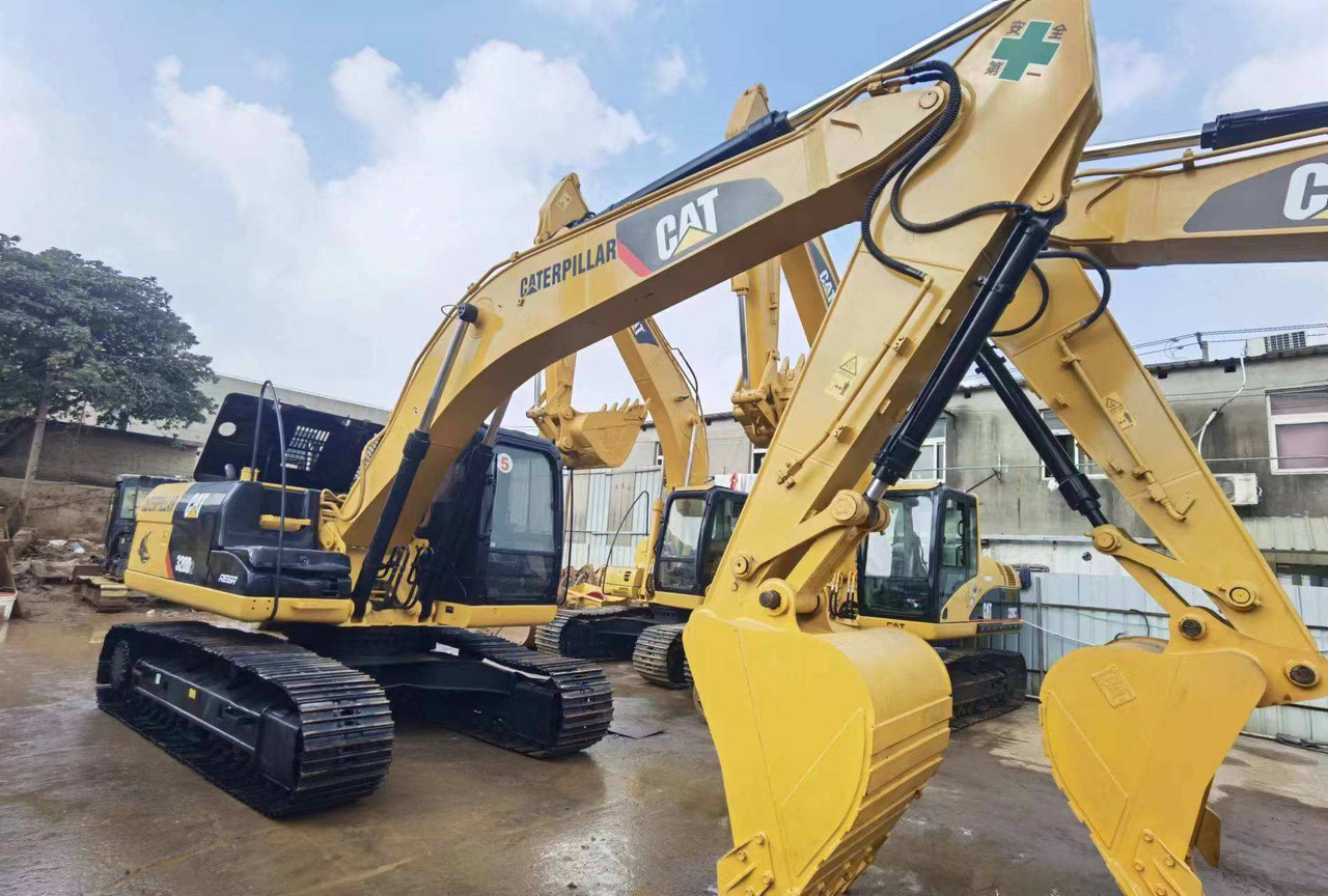 Kettenbagger chinese cheap excavator 85% new cat 320d track excavator price: das Bild 6