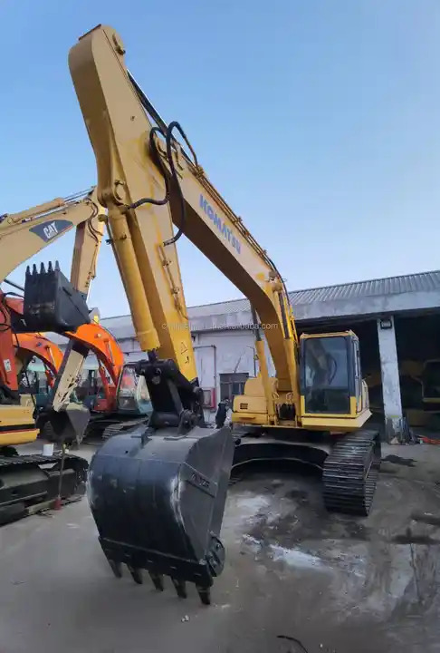 Good condition Japan komatsu pc220-8 used excavator / komatsu pc200-8 pc200-7 pc220-8 excavator second hand komatsu excavator - Kettenbagger: das Bild 4 Good condition Japan komatsu pc220-8 used excavator / komatsu pc200-8 pc200-7 pc220-8 excavator second hand komatsu excavator - Kettenbagger: das Bild 4