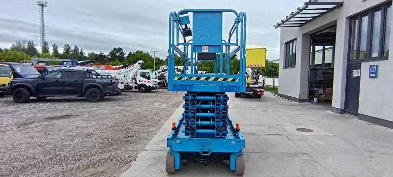 Genie GS4047 - 13,7m - electric - Scherenbühne: das Bild 3 Genie GS4047 - 13,7m - electric - Scherenbühne: das Bild 3