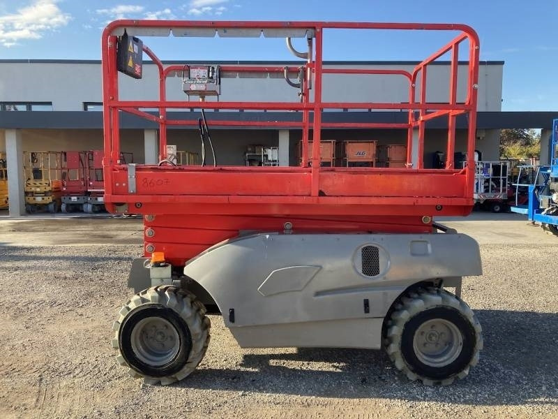 Haulotte Compact 10 RTE - 4x4, 10m, electric - *NEW BATTERY - Scherenbühne: das Bild 4 Haulotte Compact 10 RTE - 4x4, 10m, electric - *NEW BATTERY - Scherenbühne: das Bild 4