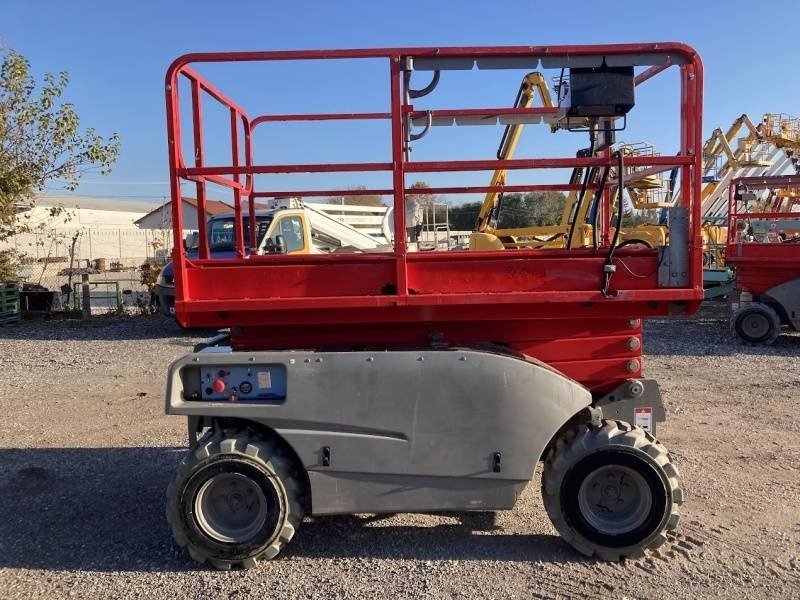 Haulotte Compact 10 RTE - 4x4, 10m, electric - *NEW BATTERY - Scherenbühne: das Bild 5 Haulotte Compact 10 RTE - 4x4, 10m, electric - *NEW BATTERY - Scherenbühne: das Bild 5