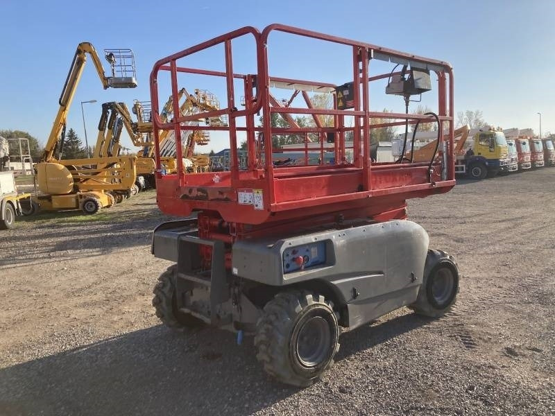 Haulotte Compact 10 RTE - 4x4, 10m, electric - *NEW BATTERY - Scherenbühne: das Bild 2 Haulotte Compact 10 RTE - 4x4, 10m, electric - *NEW BATTERY - Scherenbühne: das Bild 2