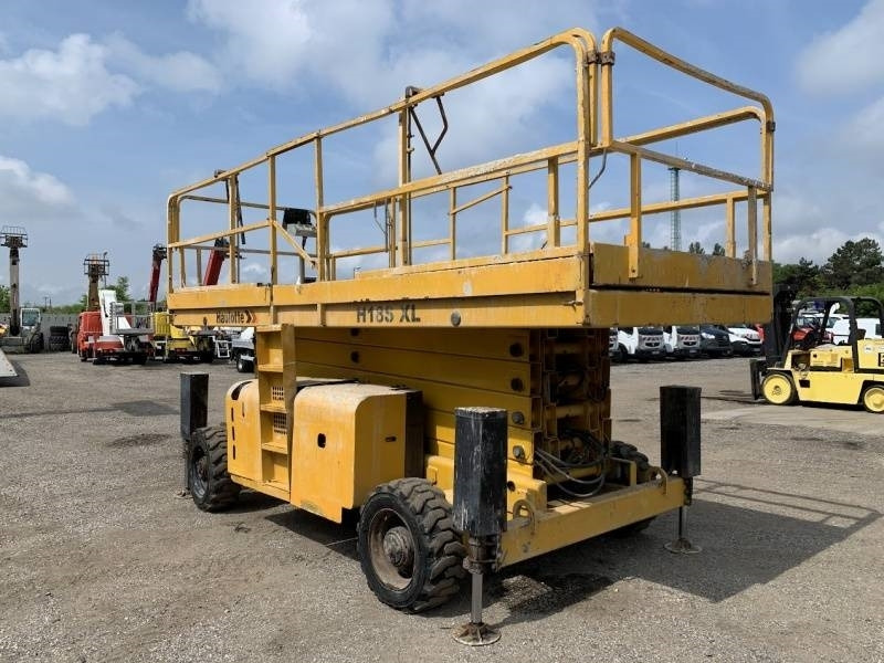 Haulotte H18SXL - 18m - 4x4 - 500 kg - Scherenbühne: das Bild 1 Haulotte H18SXL - 18m - 4x4 - 500 kg - Scherenbühne: das Bild 1