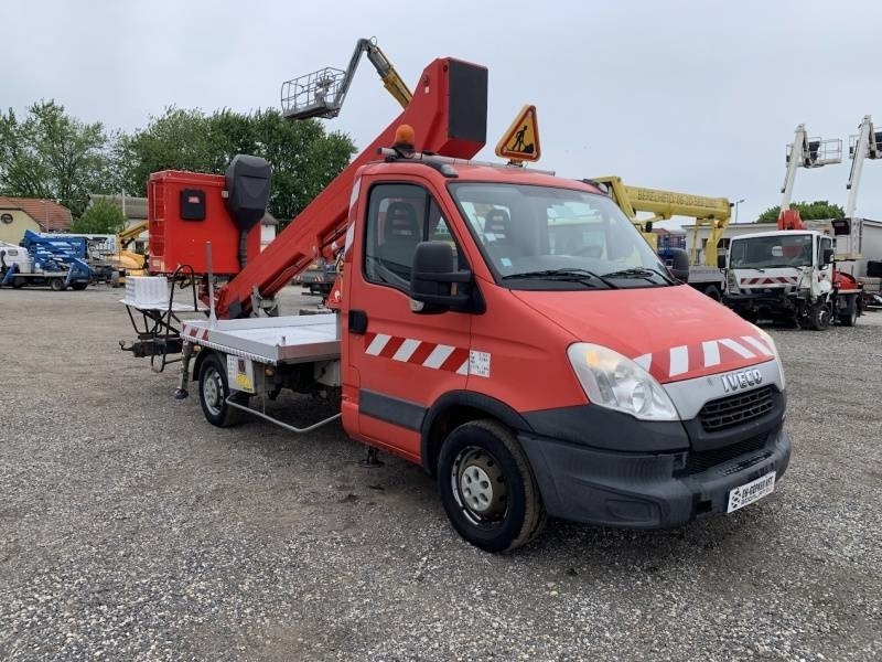 Iveco Daily GSR E179T - 17,1m - 200 kg - LKW mit Arbeitsbühne: das Bild 1 Iveco Daily GSR E179T - 17,1m - 200 kg - LKW mit Arbeitsbühne: das Bild 1