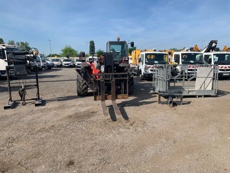 Manitou MVT1332 SL - 13m - 3,2t - 4x4x4 - Teleskoplader: das Bild 1 Manitou MVT1332 SL - 13m - 3,2t - 4x4x4 - Teleskoplader: das Bild 1