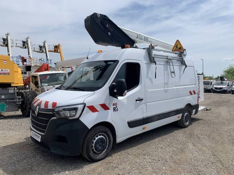 Renault Master Klubb KL32 - 12,5 m, 120 kg - LKW mit Arbeitsbühne: das Bild 2 Renault Master Klubb KL32 - 12,5 m, 120 kg - LKW mit Arbeitsbühne: das Bild 2