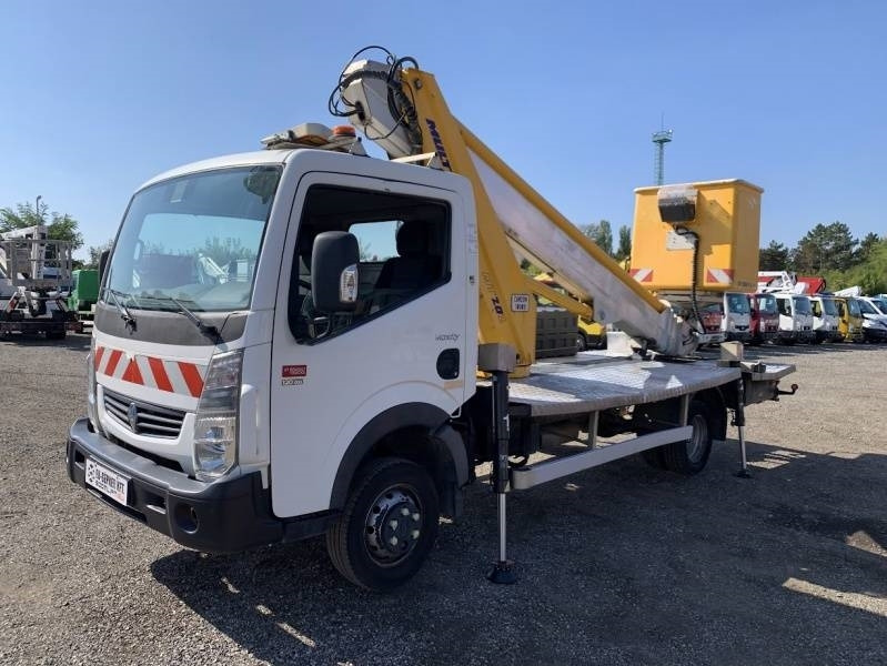 Renault Maxity Multitel MT202DS - 20m - 200 kg - LKW mit Arbeitsbühne: das Bild 2 Renault Maxity Multitel MT202DS - 20m - 200 kg - LKW mit Arbeitsbühne: das Bild 2