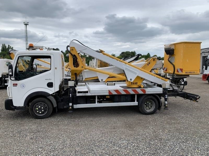 Renault Maxity Multitel MX170 - 17 m - LKW mit Arbeitsbühne: das Bild 5 Renault Maxity Multitel MX170 - 17 m - LKW mit Arbeitsbühne: das Bild 5