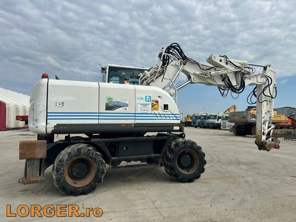 Hitachi ZX 140 W-3 - Mobilbagger: das Bild 2 Hitachi ZX 140 W-3 - Mobilbagger: das Bild 2