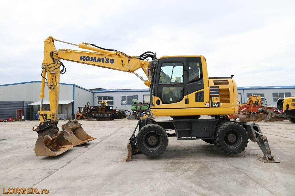 Komatsu PW 148-10 - Mobilbagger: das Bild 1 Komatsu PW 148-10 - Mobilbagger: das Bild 1
