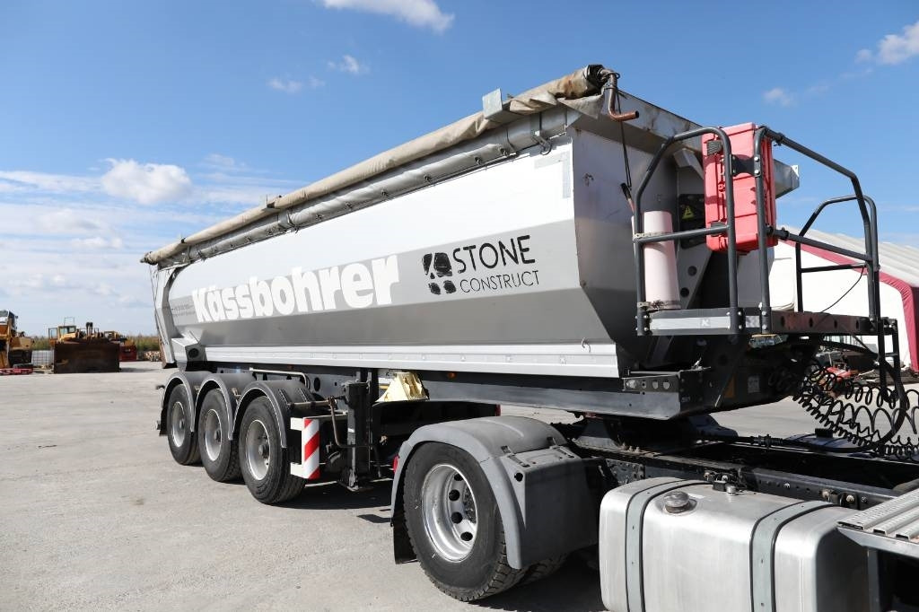 MAN TGS 18.440 4x2 BLS-TS Truck + Kässbohrer DL 3 Tipp - Sattelzugmaschine: das Bild 3 MAN TGS 18.440 4x2 BLS-TS Truck + Kässbohrer DL 3 Tipp - Sattelzugmaschine: das Bild 3