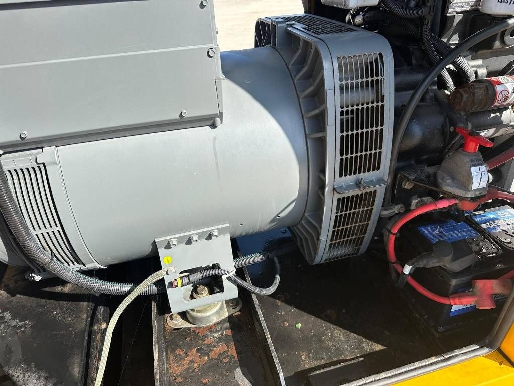 Stromgenerator Sdmo R165 C3: das Bild 15 Stromgenerator Sdmo R165 C3: das Bild 15