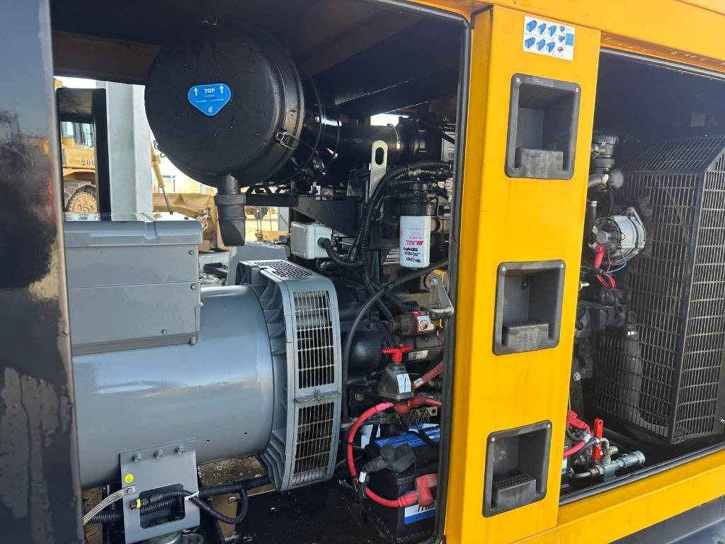 Sdmo R165 C3 - Stromgenerator: das Bild 3 Sdmo R165 C3 - Stromgenerator: das Bild 3