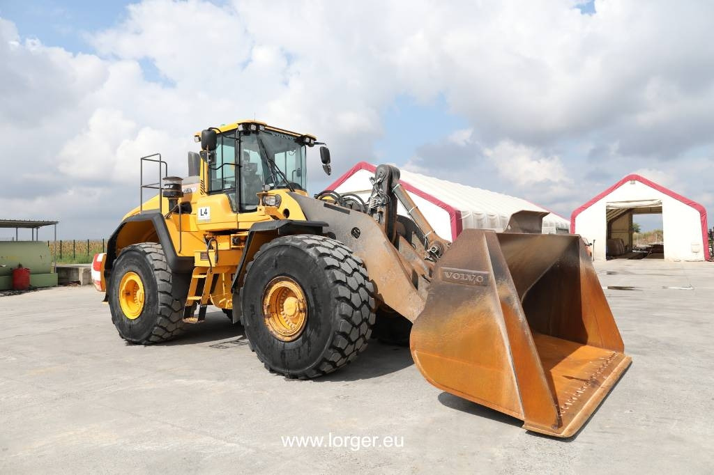Volvo L 220 H - Radlader: das Bild 1 Volvo L 220 H - Radlader: das Bild 1