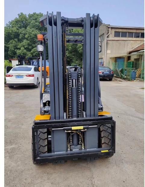 2022 Komatsu FD30-14 - Gabelstapler: das Bild 3 2022 Komatsu FD30-14 - Gabelstapler: das Bild 3
