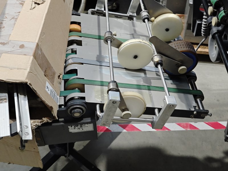 Horizon AFC-504 AKT | 2000 - Falzmaschine: das Bild 5 Horizon AFC-504 AKT | 2000 - Falzmaschine: das Bild 5