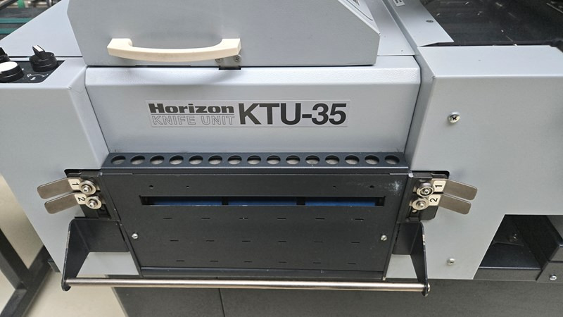 Horizon EF-354 KTU-35 | 2019 - Falzmaschine: das Bild 3 Horizon EF-354 KTU-35 | 2019 - Falzmaschine: das Bild 3