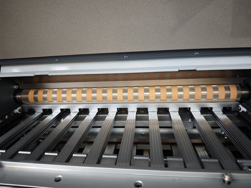 Horizon T-564F | 2016 - Falzmaschine: das Bild 3 Horizon T-564F | 2016 - Falzmaschine: das Bild 3