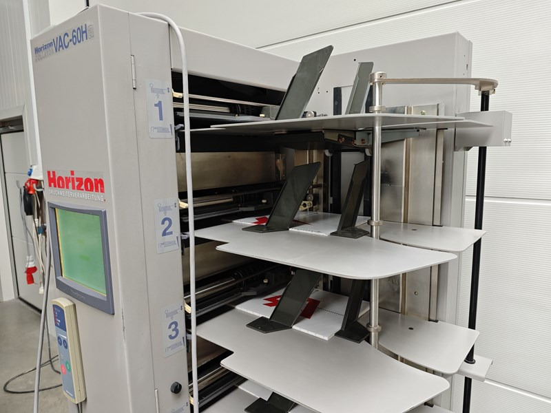 Horizon VAC-60Ha | 2006 - Druckmaschine: das Bild 3 Horizon VAC-60Ha | 2006 - Druckmaschine: das Bild 3