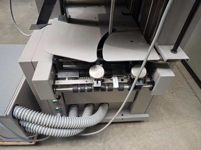 Horizon VAC-60Hc | 2004 | 3 Mio - Druckmaschine: das Bild 4 Horizon VAC-60Hc | 2004 | 3 Mio - Druckmaschine: das Bild 4