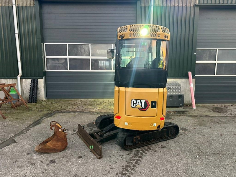 Cat 301.8 - Minibagger: das Bild 4 Cat 301.8 - Minibagger: das Bild 4
