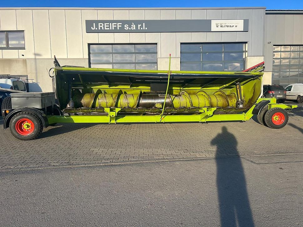 J.Reiff Sarl
Herr Stefan Neukirch - 77 Z.I in den - Ernteforsatz für Häcksler: das Bild 1 J.Reiff Sarl
Herr Stefan Neukirch - 77 Z.I in den - Ernteforsatz für Häcksler: das Bild 1