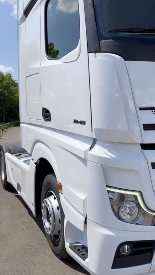 Mercedes-Benz Actros L 1848 - Sattelzugmaschine: das Bild 4 Mercedes-Benz Actros L 1848 - Sattelzugmaschine: das Bild 4
