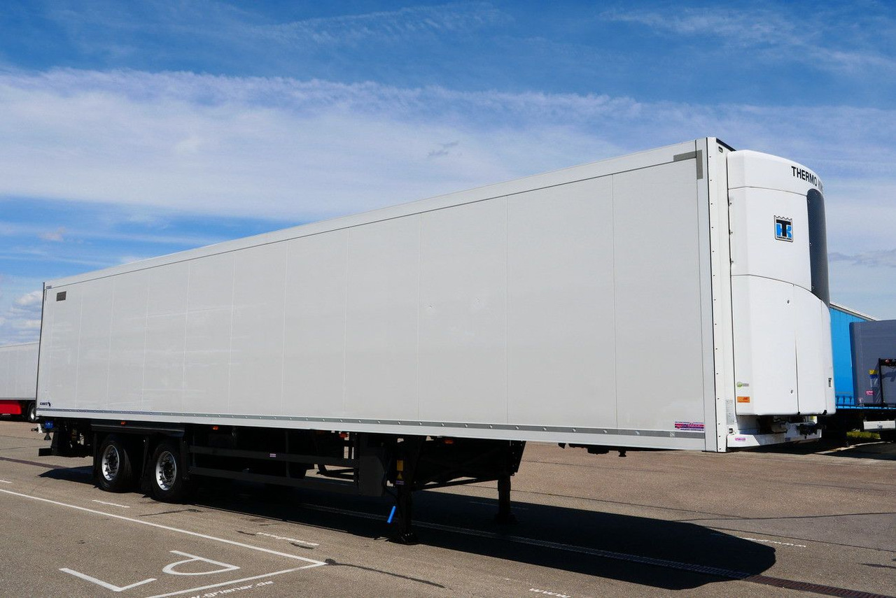 Schmitz Cargobull SKO 18/ TRIDEC LZG/ LBW 2000 kg SLXe 200 CITY - Koffer Auflieger: das Bild 3 Schmitz Cargobull SKO 18/ TRIDEC LZG/ LBW 2000 kg SLXe 200 CITY - Koffer Auflieger: das Bild 3