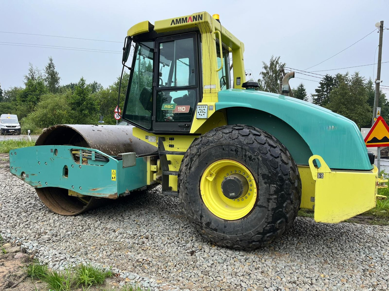 AMMANN ASC110 - Straßenwalze: das Bild 1 AMMANN ASC110 - Straßenwalze: das Bild 1