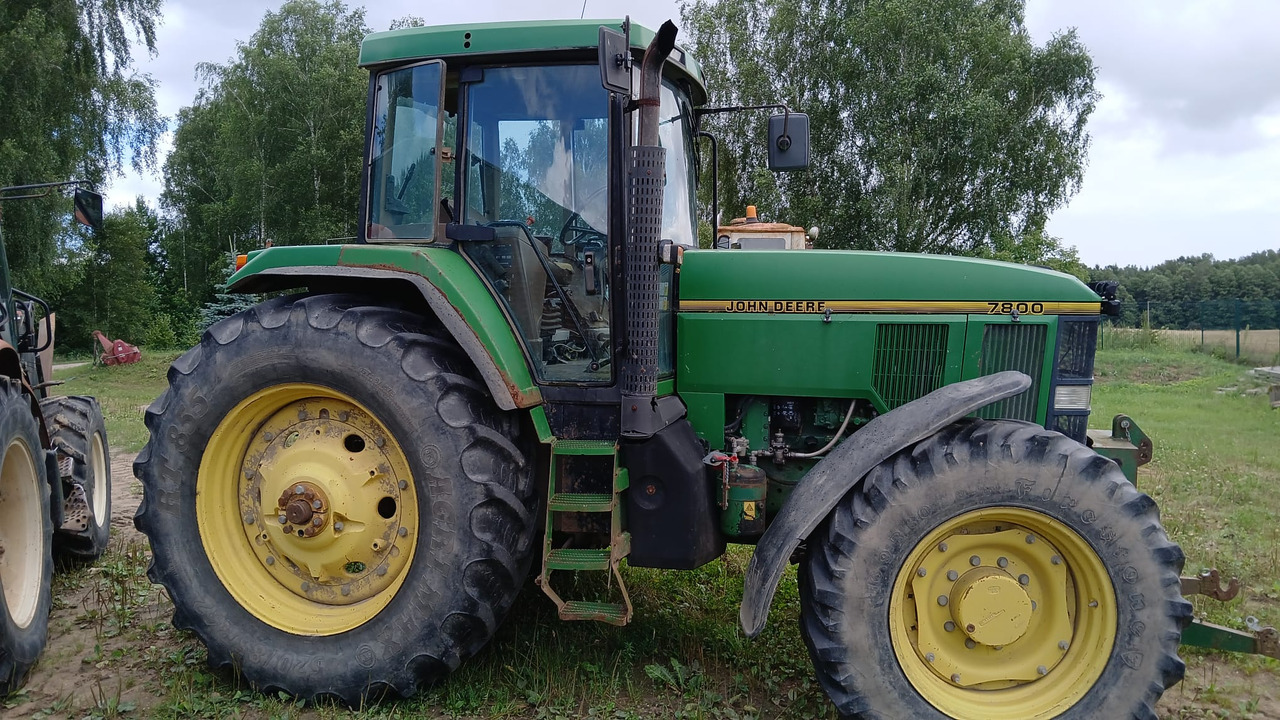 JOHN DEERE 7800 - Traktor: das Bild 2 JOHN DEERE 7800 - Traktor: das Bild 2