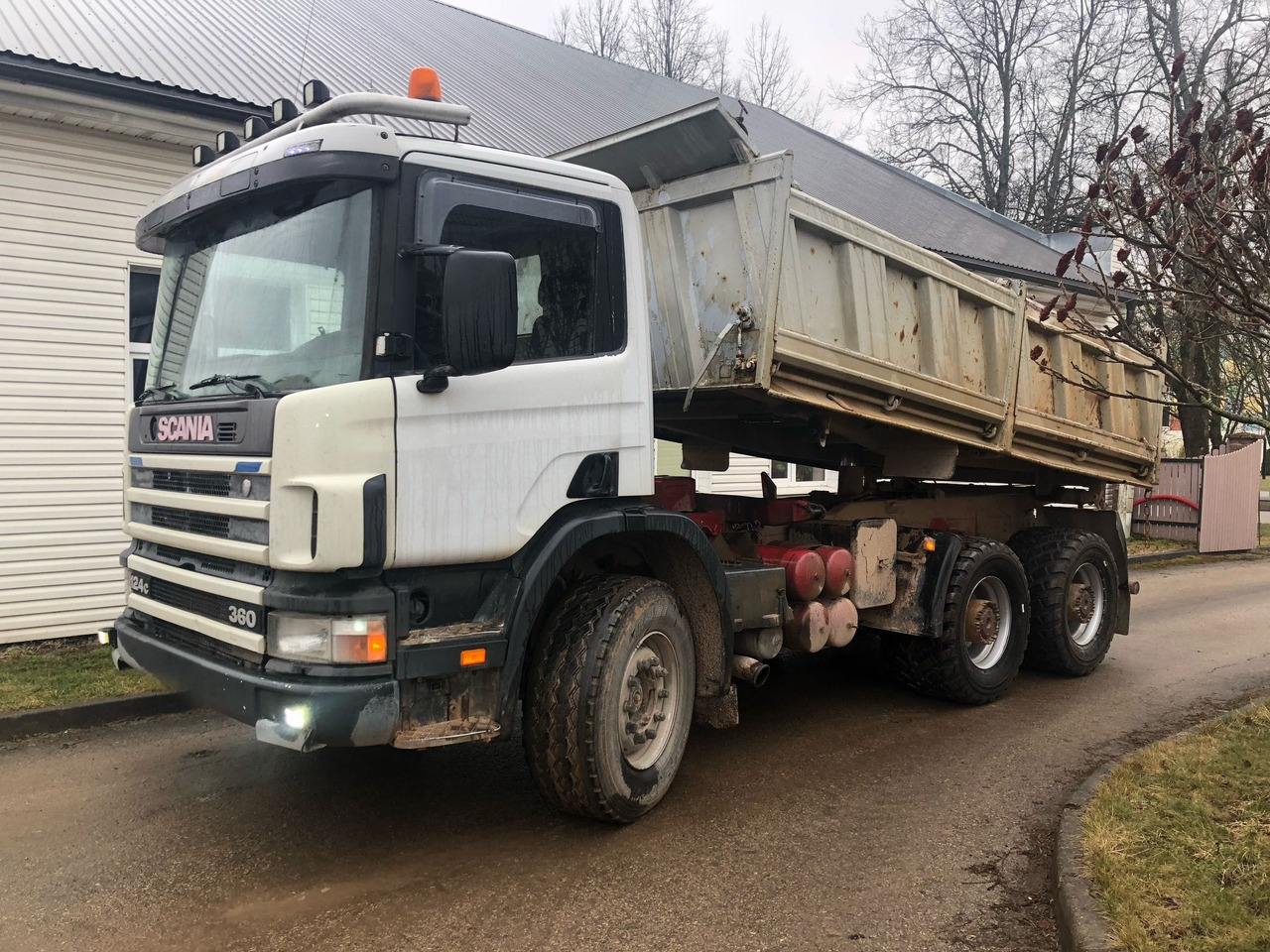 SCANIA 124C - Kipper: das Bild 1 SCANIA 124C - Kipper: das Bild 1