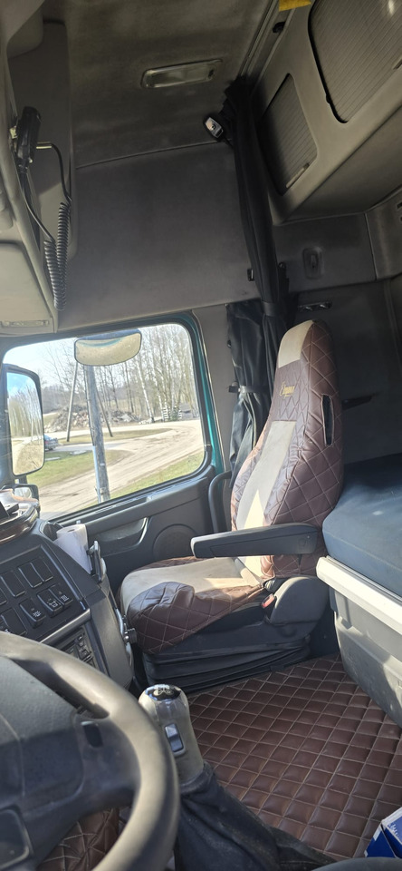 VOLVO FH 460 - Holztransporter: das Bild 5 VOLVO FH 460 - Holztransporter: das Bild 5