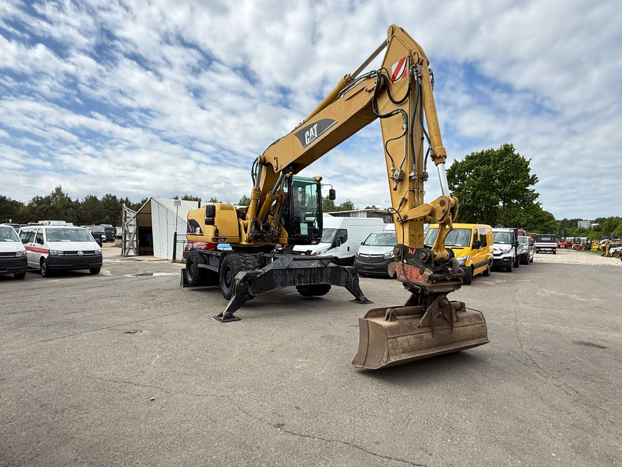 CAT M 322C - Mobilbagger: das Bild 1 CAT M 322C - Mobilbagger: das Bild 1